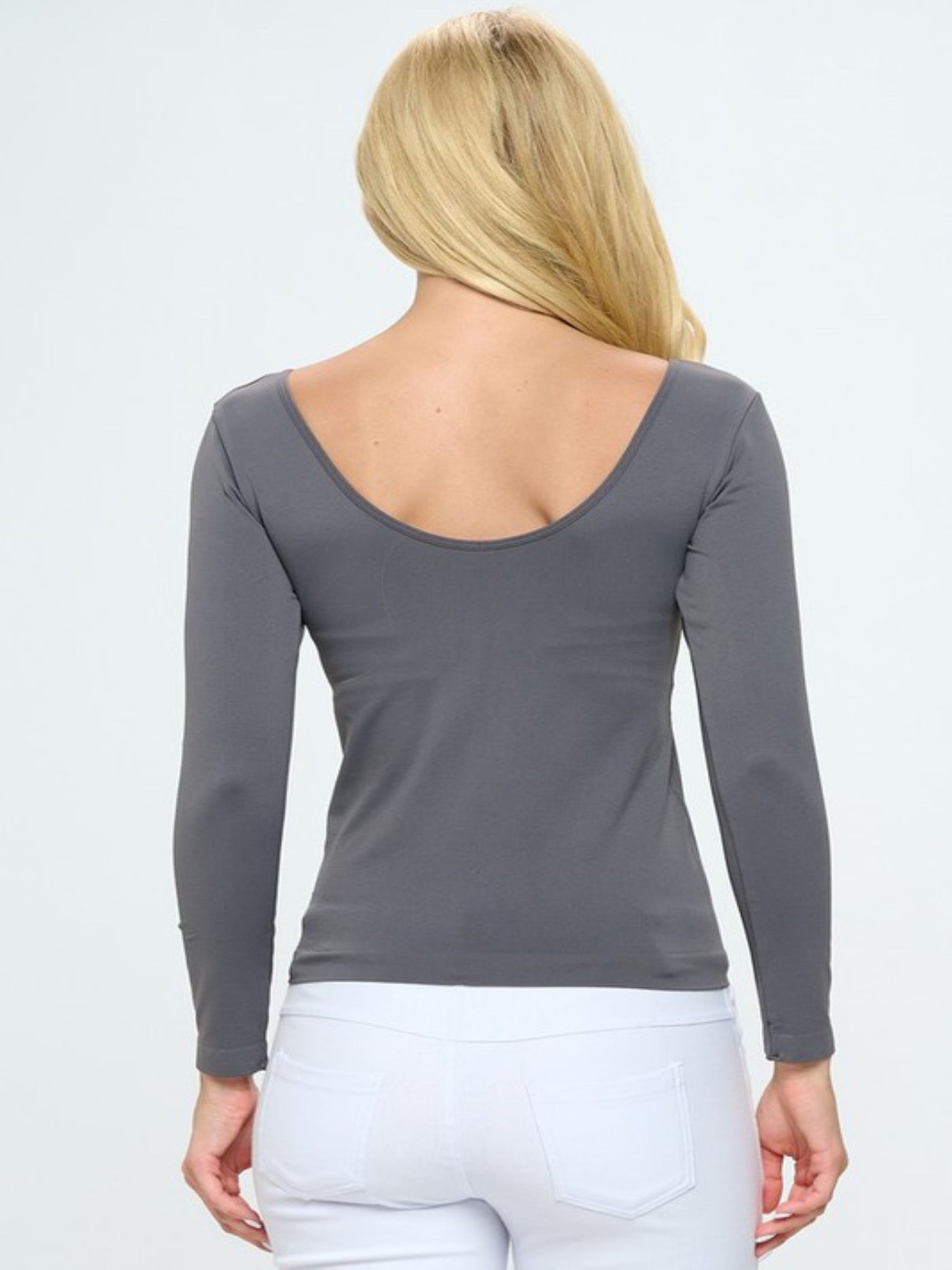 It’s all about the Basics Seamless Reversible V-Neck Long Sleeve Top